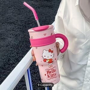 NWT! Hello Kitty Pink Insulated Tumbler With Straw 1200ml NEW